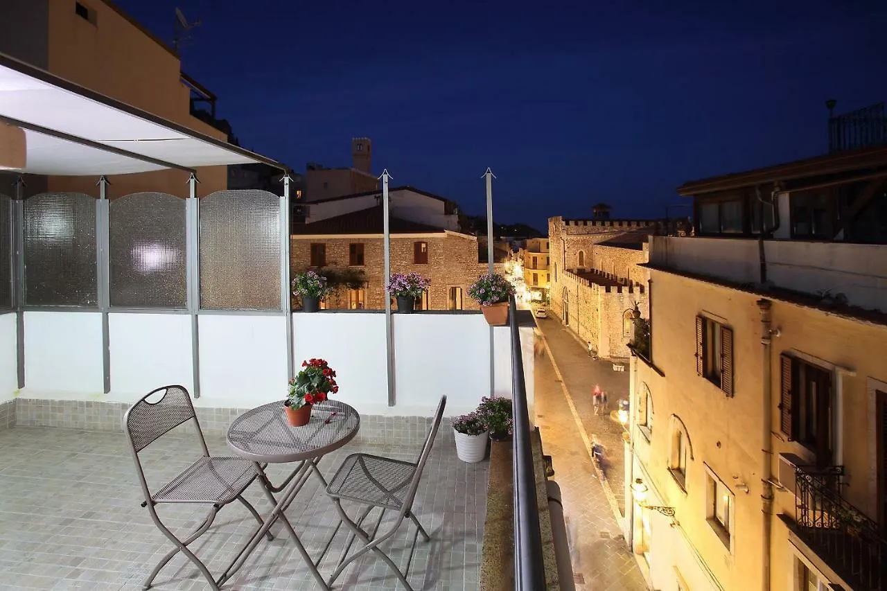 Alojamento de Acomodação e Pequeno-almoço Casa Fresta Acomodação com café da manhã Taormina Itália